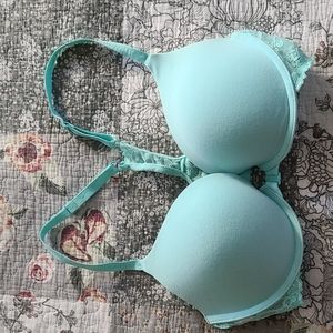 Victoria's Secret Padded & Lined, Front Close Raceback Bra With Lace, 38C.